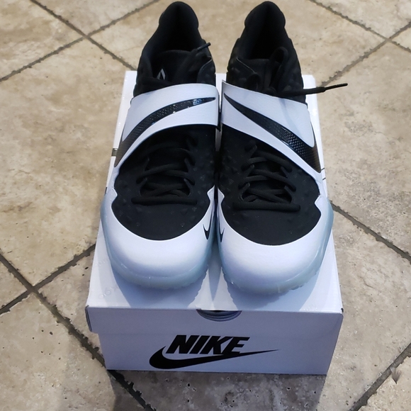trout 6 turf shoes